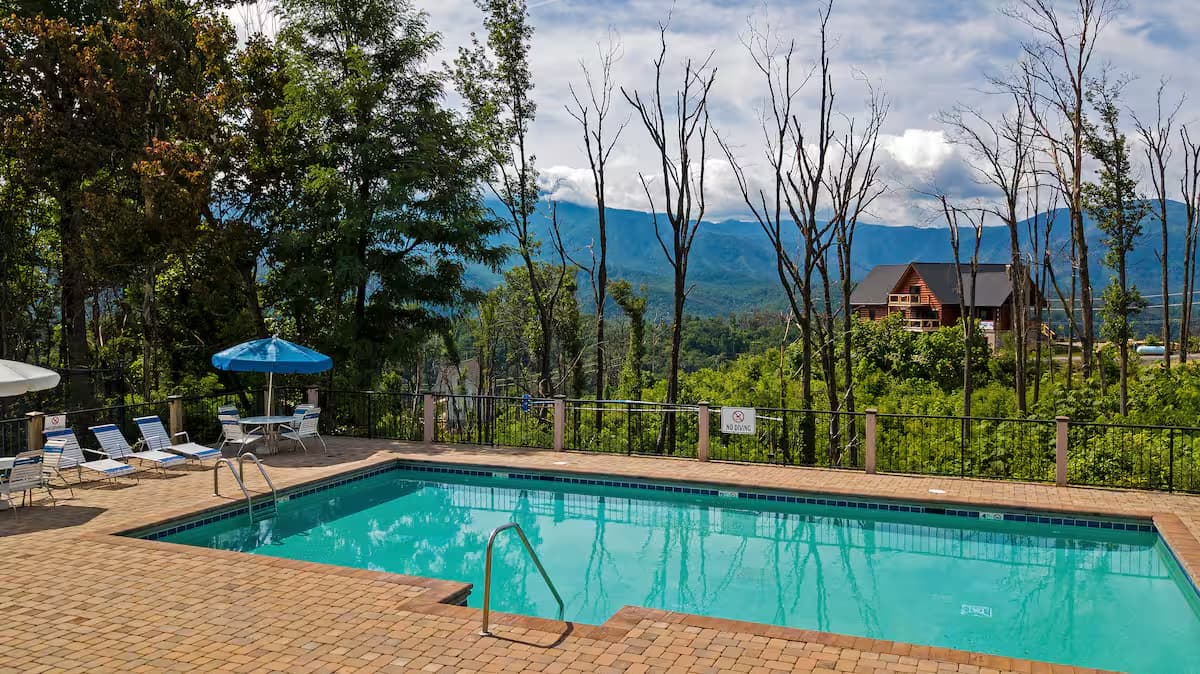 Pool with mountain views in Chalet Village
