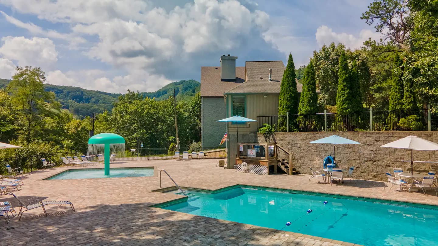 Family pool at Chalet Village